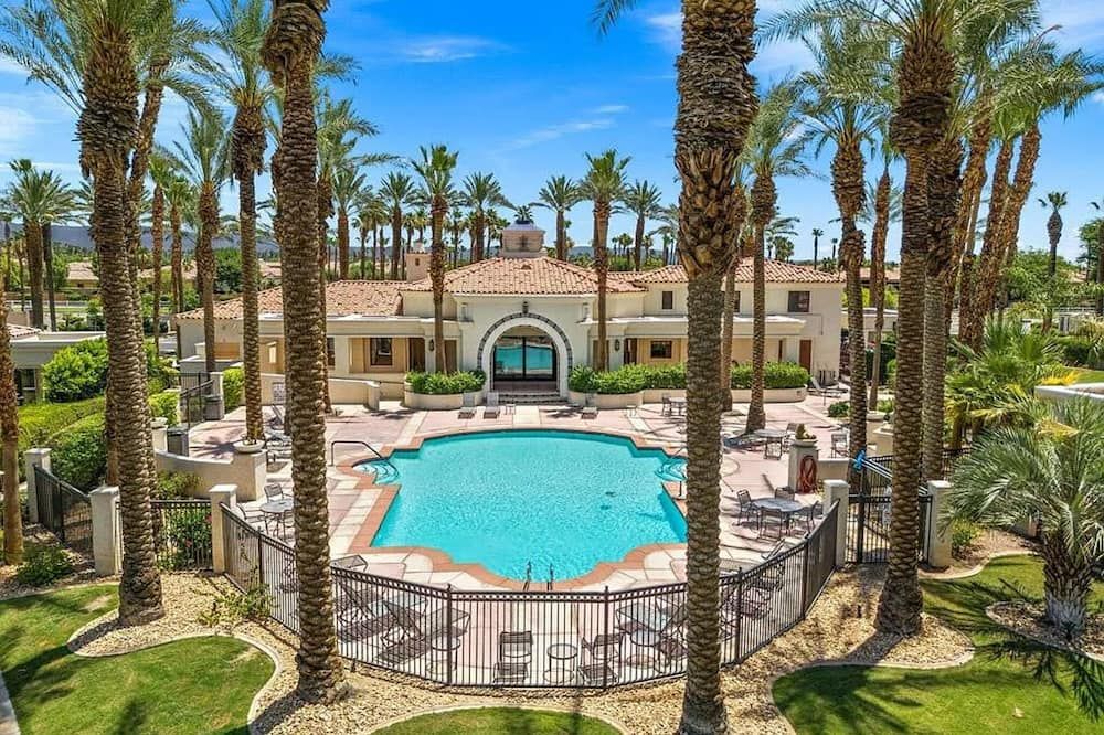 Stylish 2BR w Spa Patio - La Quinta - Zwembad