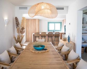 Holiday Home 'Villa Taray' with Sea View, Wi-Fi and Air Conditioning - Aguadulce - Dining room