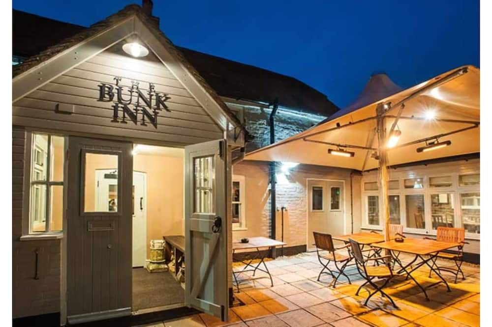 The Bunk Inn - Thatcham