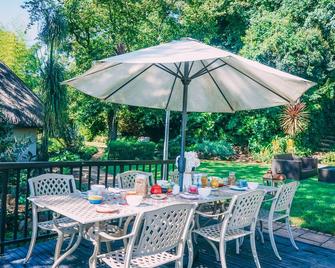 Pleasant Places By Sanaandi - Lidgetton - Патіо