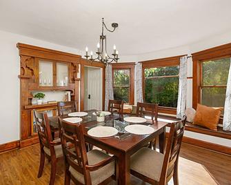Cozy Craftsman: Sunny San Diego - San Diego - Comedor