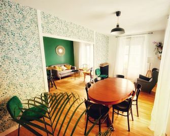 Gîte Maison Chiche - Bain-de-Bretagne - Dining room
