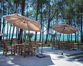 Oxygen Hotel - Shekhvetili - Patio