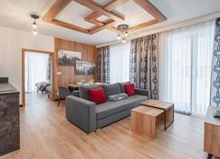 Apartamenty Sun & Snow Ski Apartments - Białka Tatrzańska - Wohnzimmer