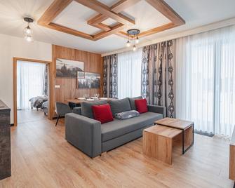 Apartamenty Sun & Snow Ski Apartments - Białka Tatrzańska - Obývací pokoj