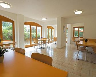Delémont Youth Hostel - Delémont - Restaurante