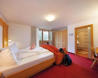 Hotel Bergfrieden - Martell - Bedroom