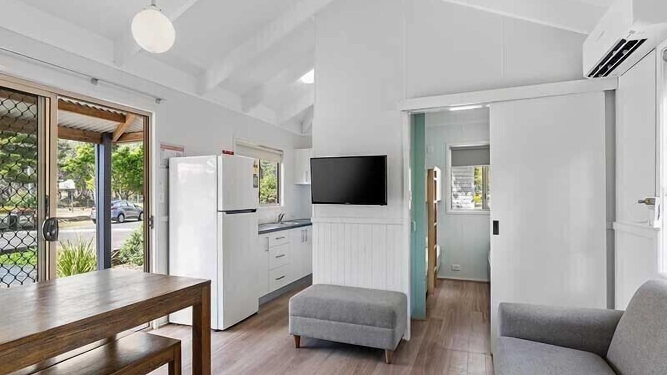 Nrma Ocean Beach Holiday Resort