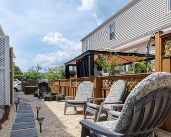 Sea Bright Vista - Ocean Views and one block to the beach! - Sea Bright