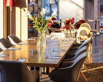 Arcotel Rubin Hamburg - המבורג - מסעדה