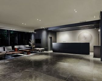 Ramada by Wyndham Gunsan - Gunsan - Lobby