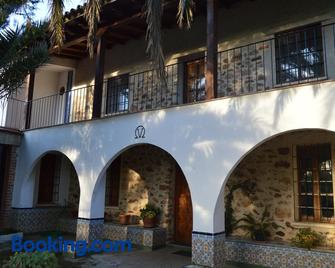 16 Best Hotels In Tejeda De Tietar Kayak