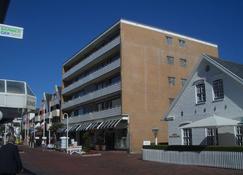 Ferienwohnungen Wegg Strandstrasse - Sylt - Building