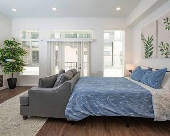 Apartment 2102 · Luxury style studio 1 bath apartment - North Salt Lake