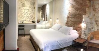 Hôtel de la Couronne - Aix-les-Bains - Bedroom