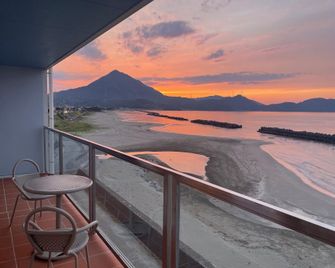 Wakasasurfhotel Ilmare - Mihama - Balcone