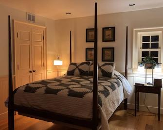 Historic Breeches Pocket- Immaculate,civil W Era Log Cabin/ House Gettysburg; DC - Thurmont - Bedroom