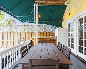 Curry House - Room 9 - Cayo Hueso - Balcón