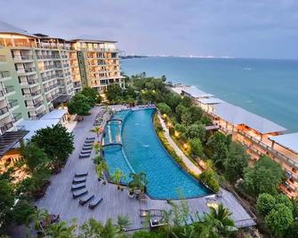 Royal Phala Cliff Beach Resort - Rayong