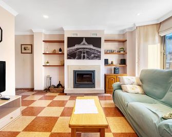 La bodegueta - Orba - Living room