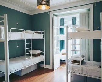Urban Garden Hostel - Lisbon - Bedroom