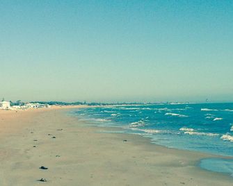 Mare Nostrum Petit Hotel - Pozzallo - Playa