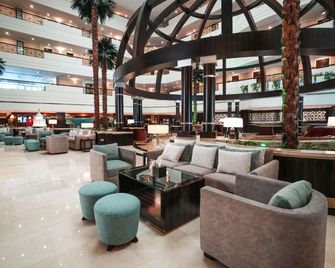 Mövenpick Grand Al Bustan Dubai - Dubaï - Hall d’entrée