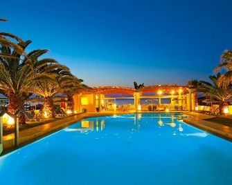 Eva Bay Hotel On The Beach - Adults Only - Adelianos Kampos - Piscină