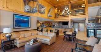 Best Western Plus Olympic Inn - Klamath Falls - Wohnzimmer