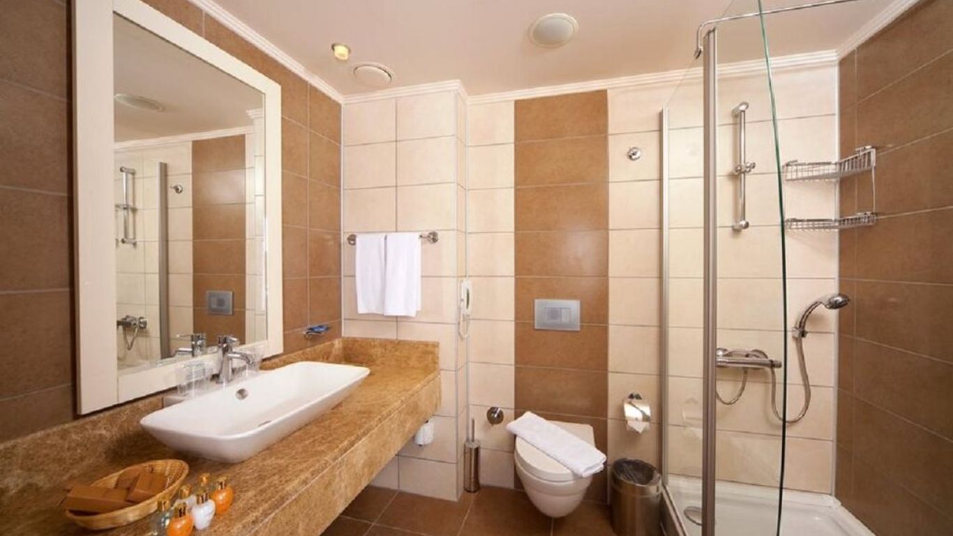 Venosa Beach Resort And Spa