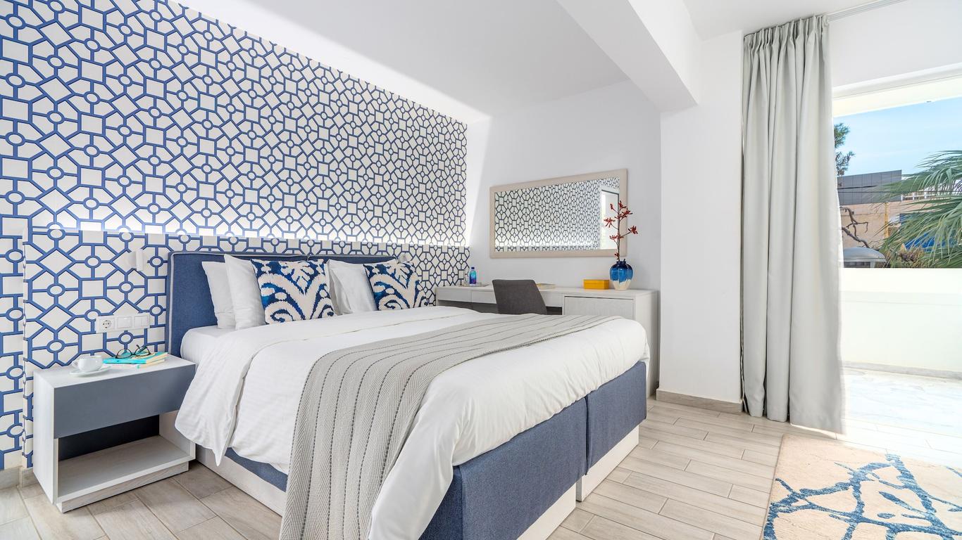 Maison 66, Riviera Hotels