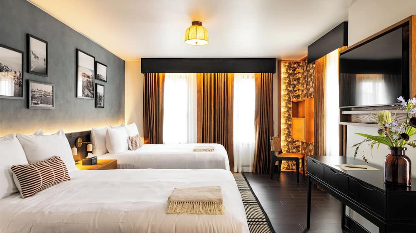 Hotel Albatross