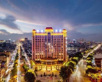 Rufu Hotel - Ganzhou - Building