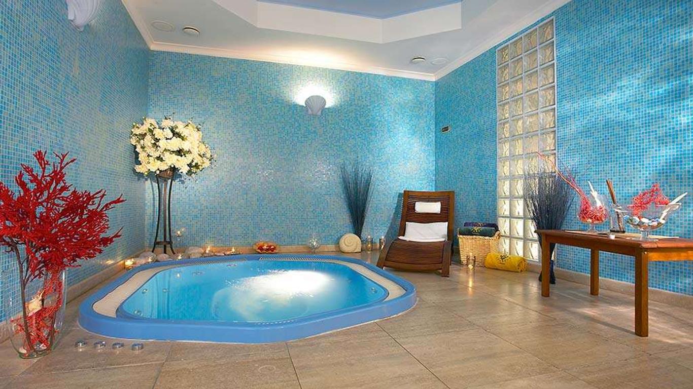 هوتل كابارينا