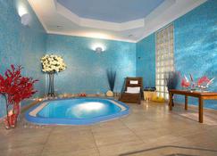 Hotel Caparena - Taormina - Pool