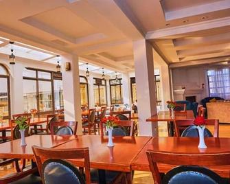 Grand Tiara Hotel - Naivasha - Restaurant