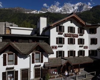 Hôtel de L'Arve by HappyCulture - Chamonix-Mont-Blanc - Bâtiment