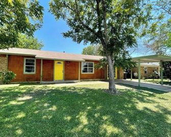 Texas Sun House - Brady - Gebäude