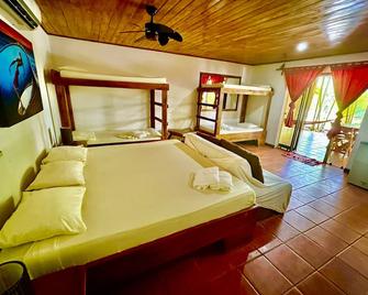Pacifica Surf Studios - Santa Teresa - Habitación