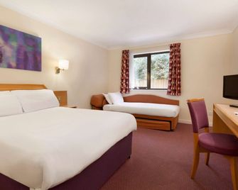 Days Inn by Wyndham Southampton Rownhams - סאות'האמפטון - חדר שינה