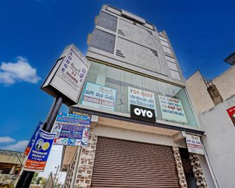 OYO Flagship 815012 Pearl Valley Residency - Anekal - Building