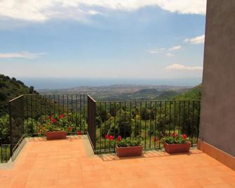 Casa Etnea - Trecastagni - Balcón
