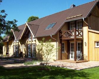 Froschkönig - Ferienhaus und Ferienwohnungen 03096 Burg Spreewald - Burg (Spreewald) - Budynek