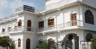 Hotel isabel Palace - Khajuraho - Gebäude