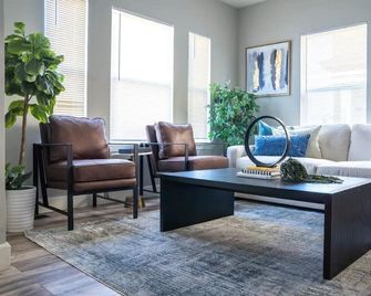 Luxe 3br Oakland Escape | Chic Outdoor Living - Oakland - Sala de estar