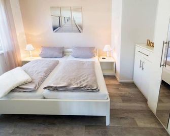 Ferienwohnung Herzmuschel - Norden - Schlafzimmer