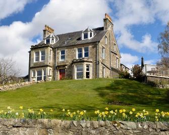 The Poplars Guest House - Pitlochry - Gebouw