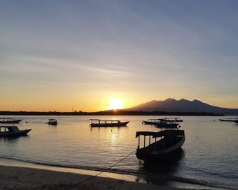 The Beach House Resort - Pemenang