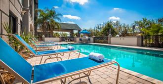 Best Western Airport Inn - Fort Myers - Zwembad