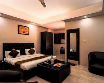 Hotel Didi International - 勒克瑙 - 臥室